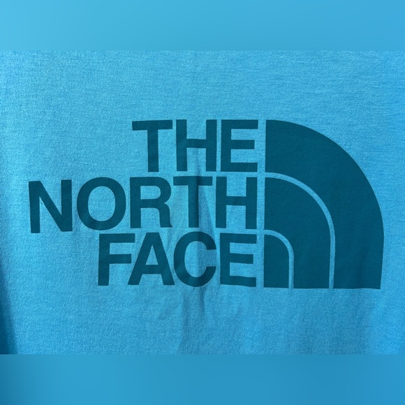 The North Face Women’s Short-Sleeve Half Dome Crop Tee - Picture 2 of 6